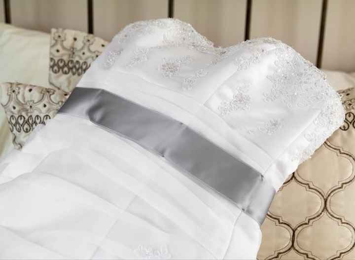 Are you adding a belt to your dress?