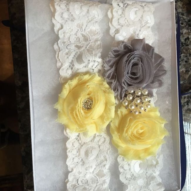 I got my garter, let me see yours!