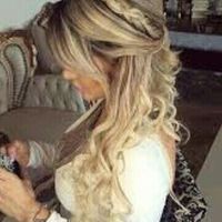 Half Up - Half Down Hair Accessories with Veil?