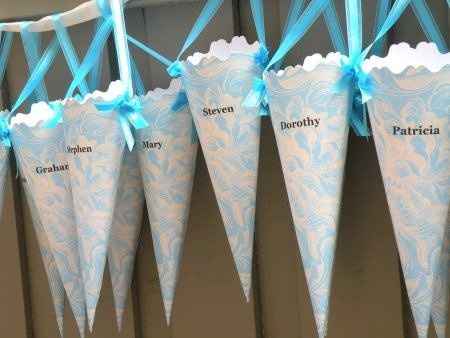 DIY wedding decoration AND a party favor!