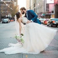 I love the picture idea for my wedding day!!