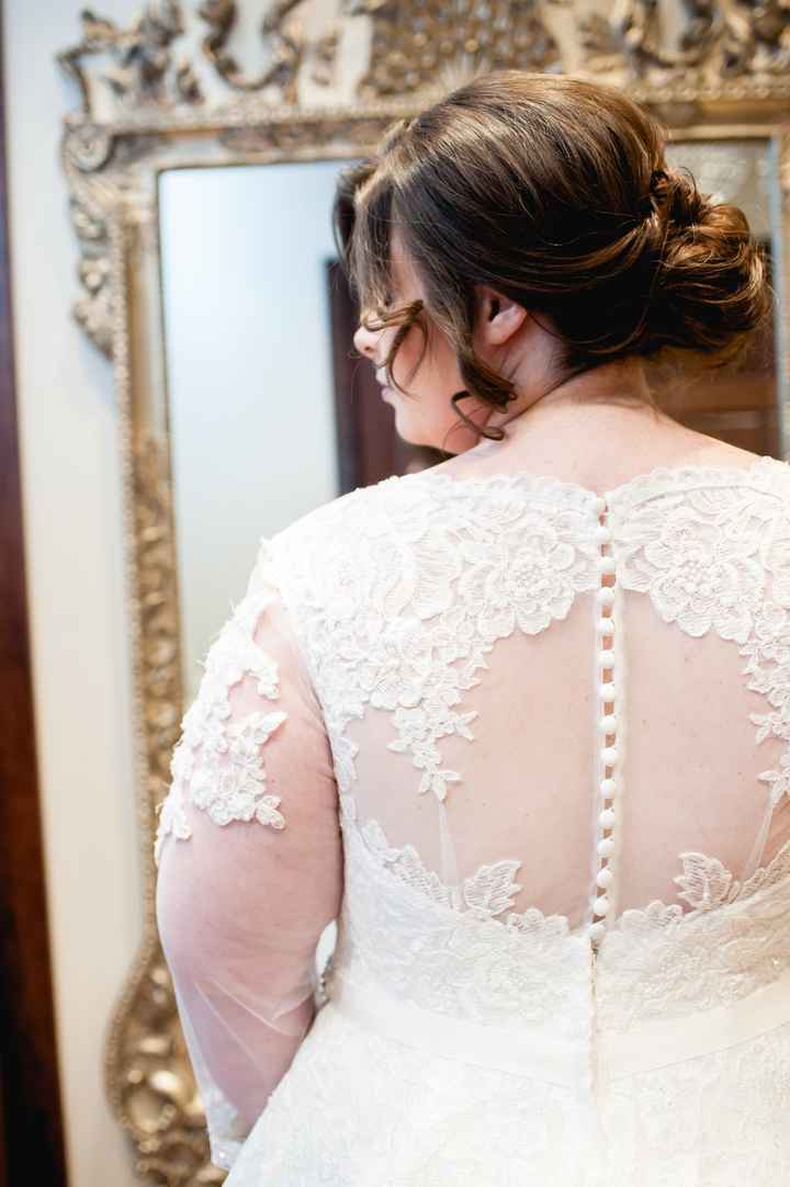 loved the back of my dress!
