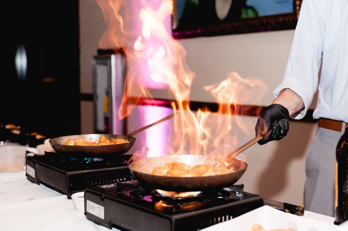 flaming donut station (cooked in rum, with ice cream)