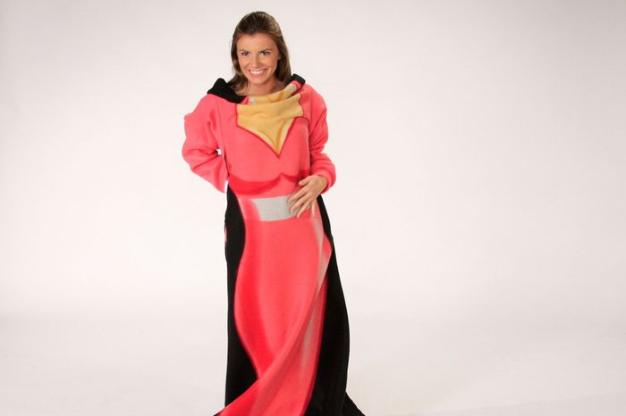 What to wear to November outdoor wedding?