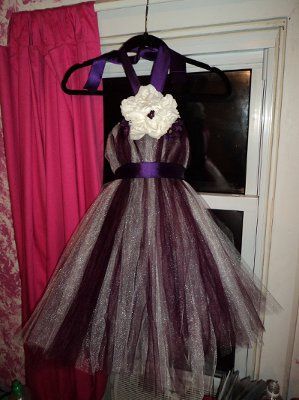 my diy flower girl dress!! (pics)