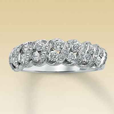 aah wedding band!! picture!