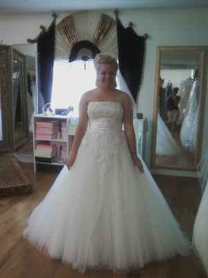 wedding dress blues?? (pics)