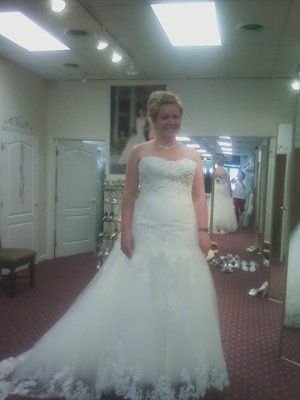 wedding dress blues?? (pics)