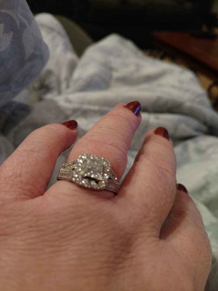 SHOW OFF YOUR RINGS LADIES!! I wanna see that bling!!!