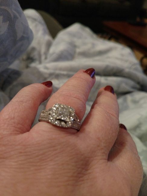 SHOW OFF YOUR RINGS LADIES!! I wanna see that bling!!!