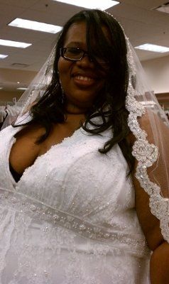 My dress arrived!! the good and the bad..