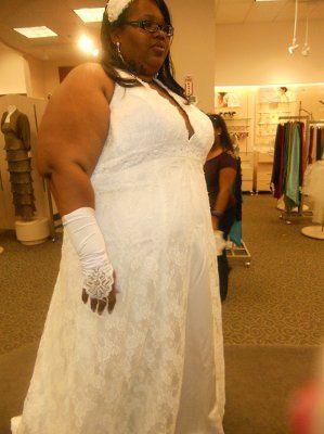 My dress arrived!! the good and the bad..