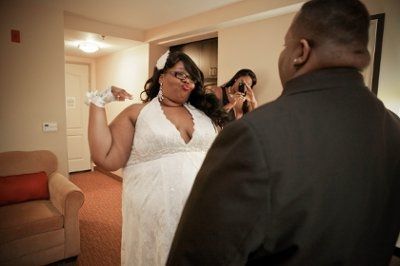 professional pics in!! yay!! **pic heavy**(more pics!! on page 2..im sorry!!!lol)