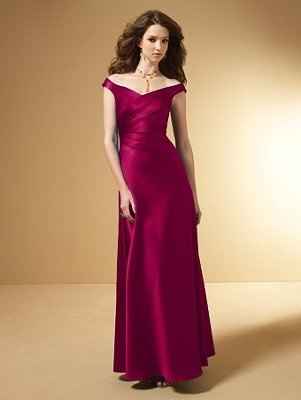 What Did You Put Your Bridesmaids In?! Show Me The Dresses :)