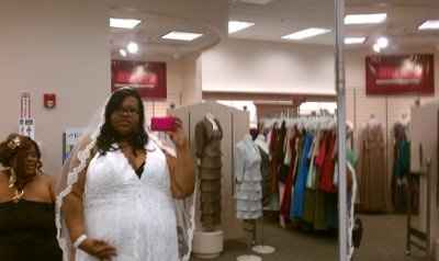 My dress arrived!! the good and the bad..