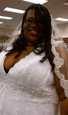 My dress arrived!! the good and the bad..