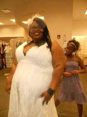 My dress arrived!! the good and the bad..