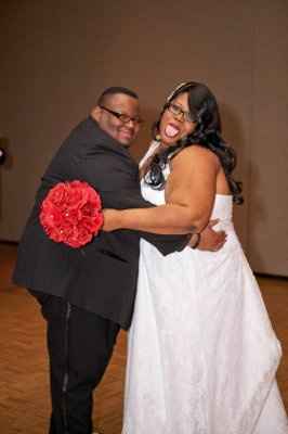 professional pics in!! yay!! **pic heavy**(more pics!! on page 2..im sorry!!!lol)