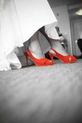 professional pics in!! yay!! **pic heavy**(more pics!! on page 2..im sorry!!!lol)