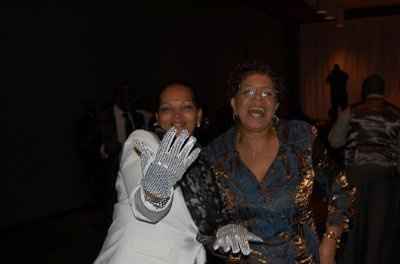 professional pics in!! yay!! **pic heavy**(more pics!! on page 2..im sorry!!!lol)