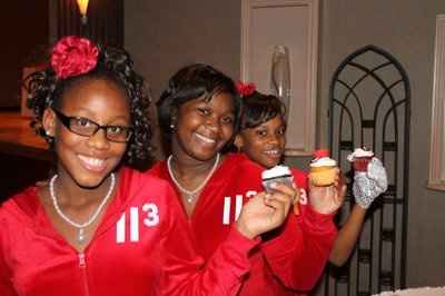 professional pics in!! yay!! **pic heavy**(more pics!! on page 2..im sorry!!!lol)