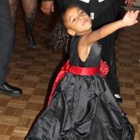 professional pics in!! yay!! **pic heavy**(more pics!! on page 2..im sorry!!!lol)