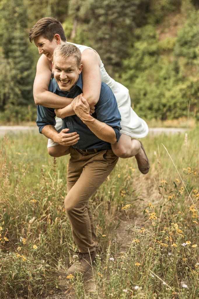 Distract me!! Show me your favorite wedding/engagement photos! - 2