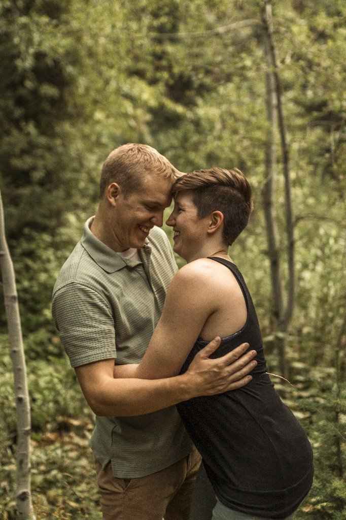 Distract me!! Show me your favorite wedding/engagement photos! - 6