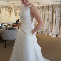 What color is your wedding dress? - 1