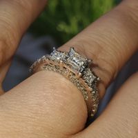Brides of 2022! Show us your ring! - 1