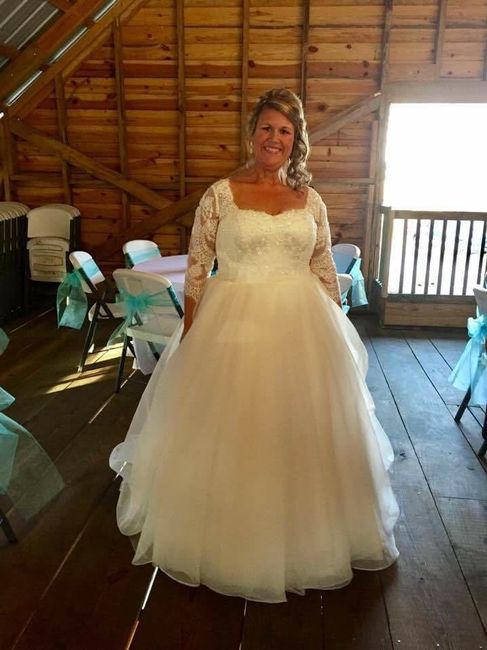 Any size 12/14 brides care to share?