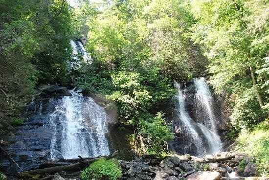 Tired of the ring pics, for now :)