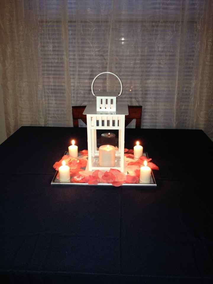 Show me your center pieces...I NEED inspiration!!!