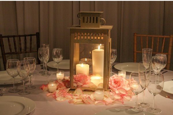Show me your center pieces...I NEED inspiration!!!