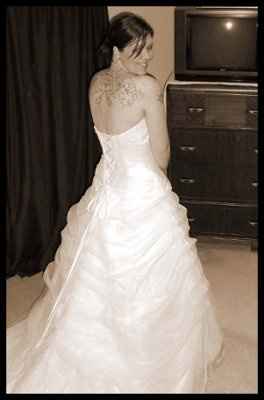 Lets see those dresses ladies!!!