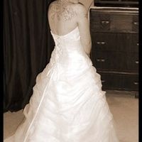 Lets see those dresses ladies!!!