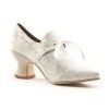 Country club brides - what shoes are you wearing?
