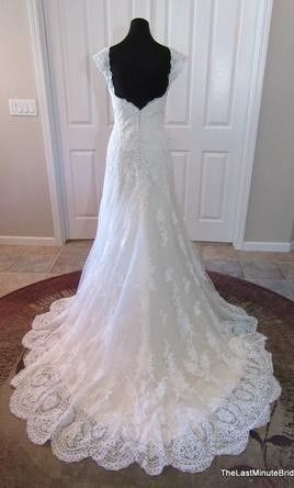 Show off those dresses!