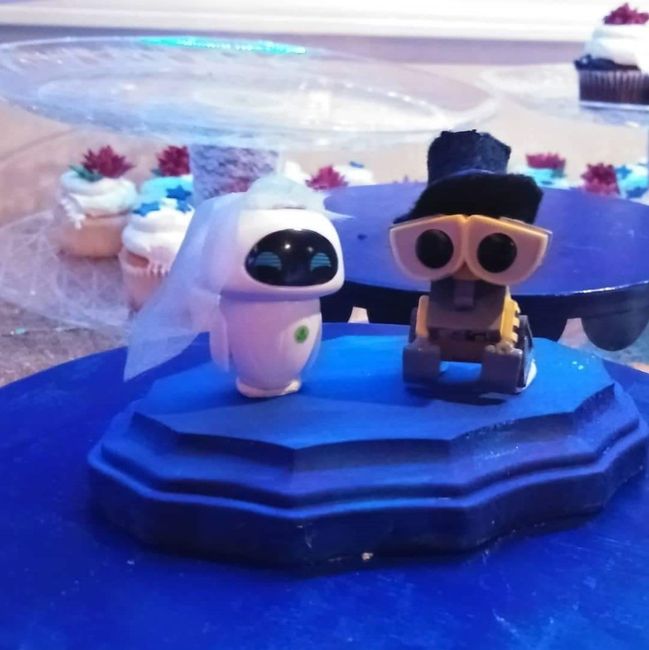 Wall-E and Eve