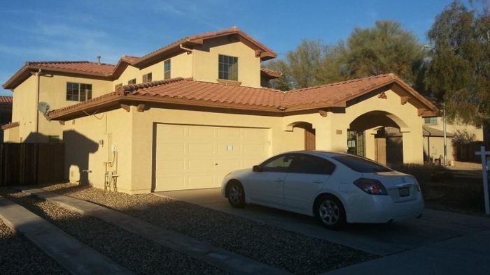 WE ARE OFFICIALLY HOMEOWNERS!!!