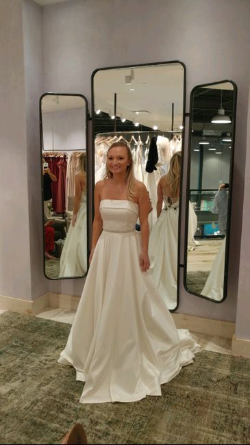 Short Brides with Ball Gown Gown Silhouette 8