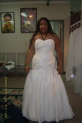 Forget the other dresses I posted...I found "The Dress""