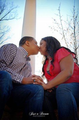 We got a sneak peak of some of our E-pics...cant wait til out cd comes!! Pics inside!!