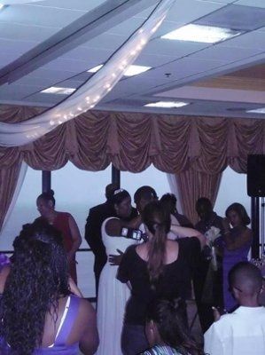 Back from Honeymoon...Pics & recap of wedding day