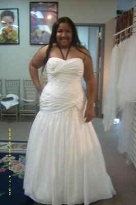 Forget the other dresses I posted...I found "The Dress""