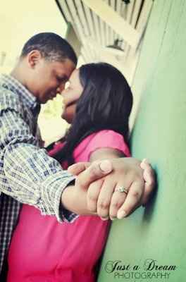 We got a sneak peak of some of our E-pics...cant wait til out cd comes!! Pics inside!!