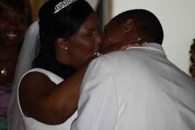 Back from Honeymoon...Pics & recap of wedding day