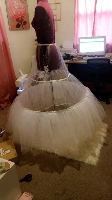 Veil, tiara, hair vine, hair comb, modern or traditional? What are you doing? 1