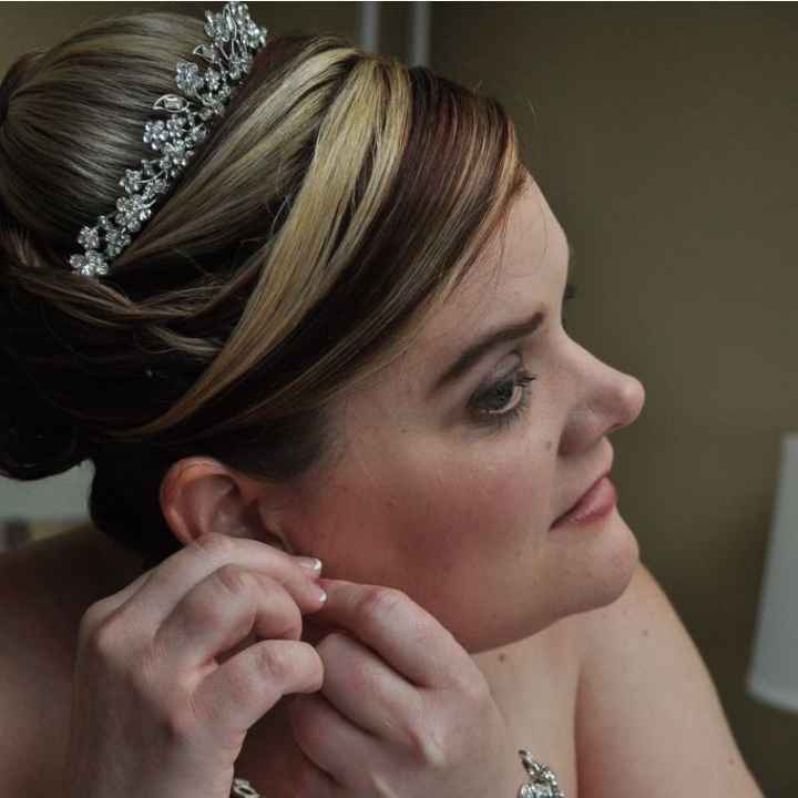 Veil or tiara
