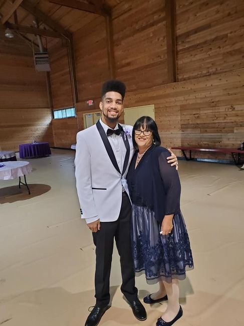 What is your fh [and his groomsmen] wearing? 5